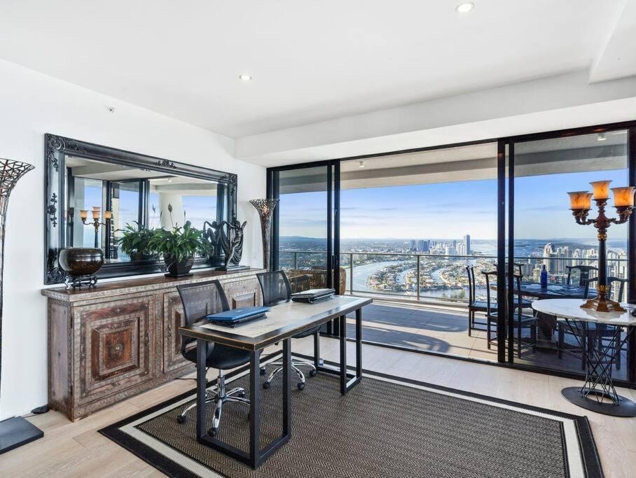 Exclusive Circle On Cavil Sub-Penthouse Luxury Apt - Hosted By Coastal Letting Gold Coast Extérieur photo