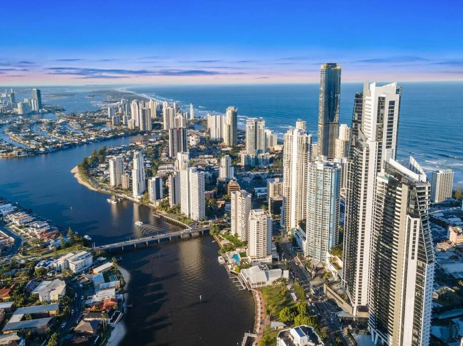 Exclusive Circle On Cavil Sub-Penthouse Luxury Apt - Hosted By Coastal Letting Gold Coast Extérieur photo